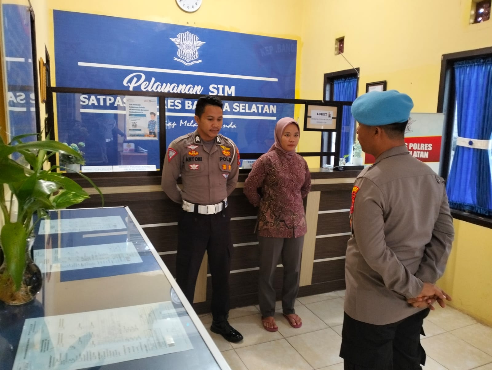 Propam Polres Basel Cek Personil Pelayanan Masyarakat dan Piket Jaga Tahanan 3 IMG 20240118 WA0004