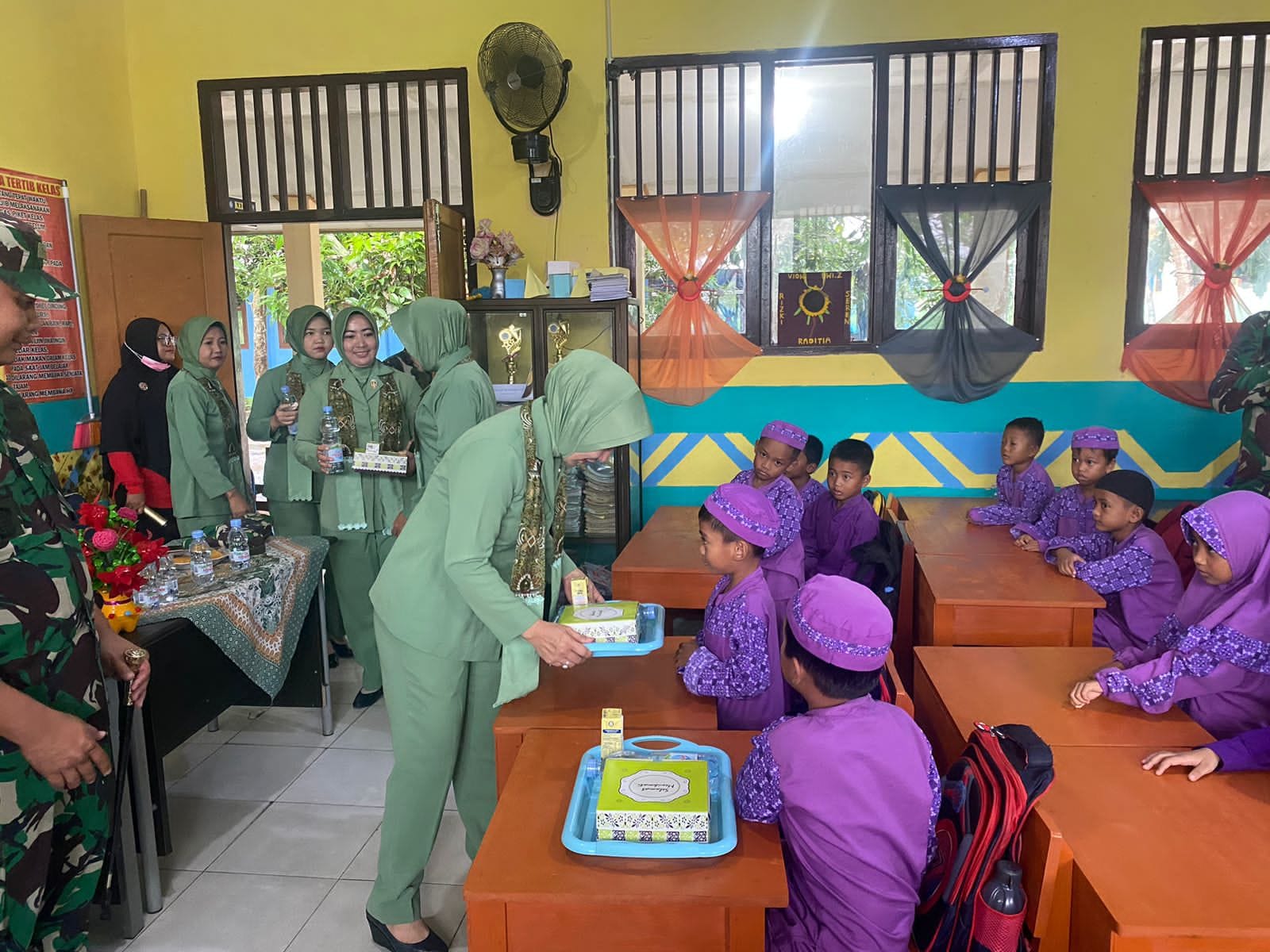 Program Dapur Masuk Sekolah Kodim 0432 Basel, Mengatasi Stunting dan Meningkatkan Gizi Anak 2 IMG 20240119 WA0024