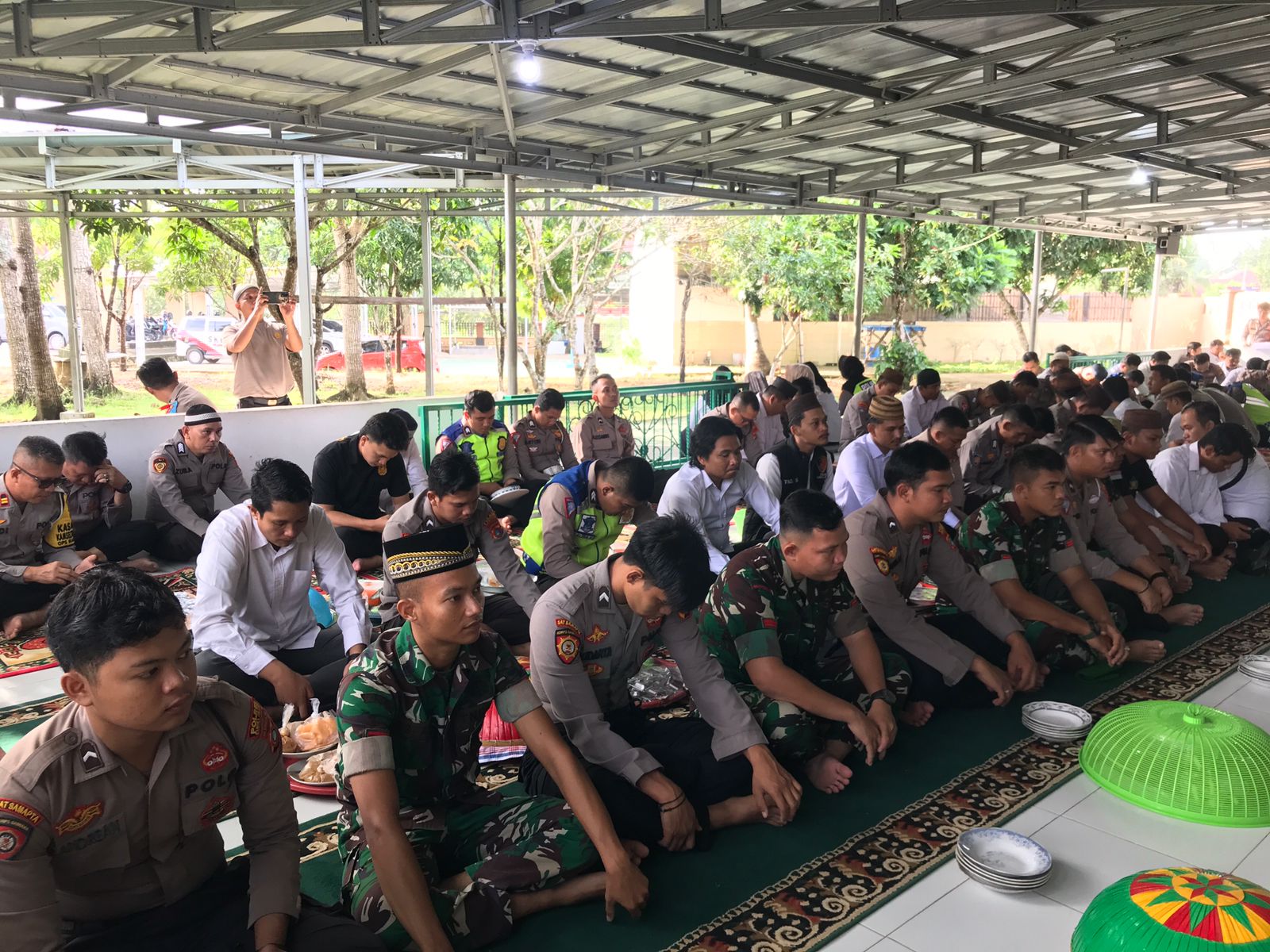 Peringati Isra' Mi'raj, Kapolres Basel Mengajak Seluruh Personil Memaknai Peristiwa Ini Untuk Diaplikasikan Dalam Tugas 3 IMG 20240226 WA0008