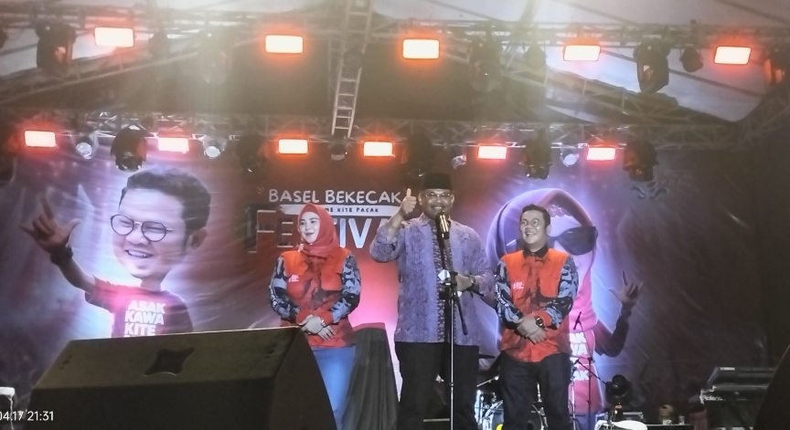 Puluhan Ribu Penonton Meriahkan Malam Puncak Event Basel Bekecak Festival 2024 di Bangka Selatan 2 IMG 0873930392