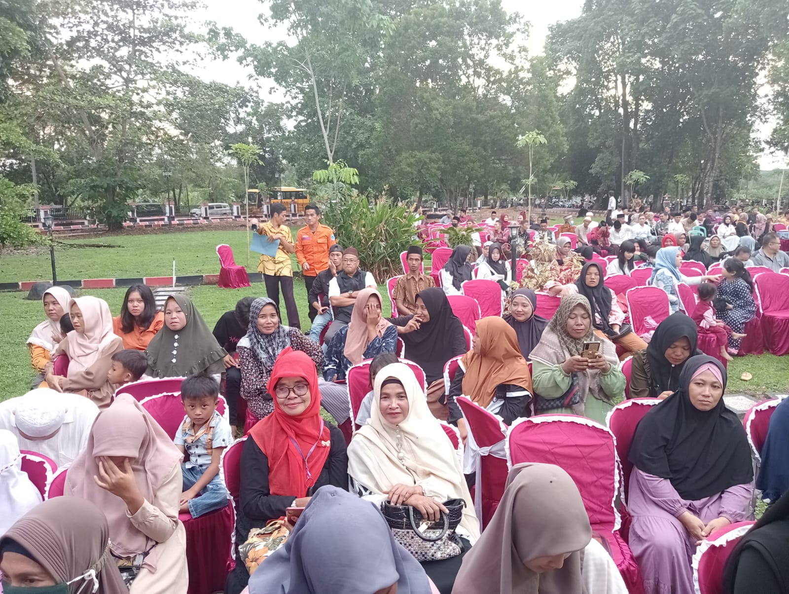 Bupati Bangka Selatan Gelar Acara Buka Puasa Bersama Anak Yatim dalam Safari Ramadhan 2 IMG 20240405 WA0029