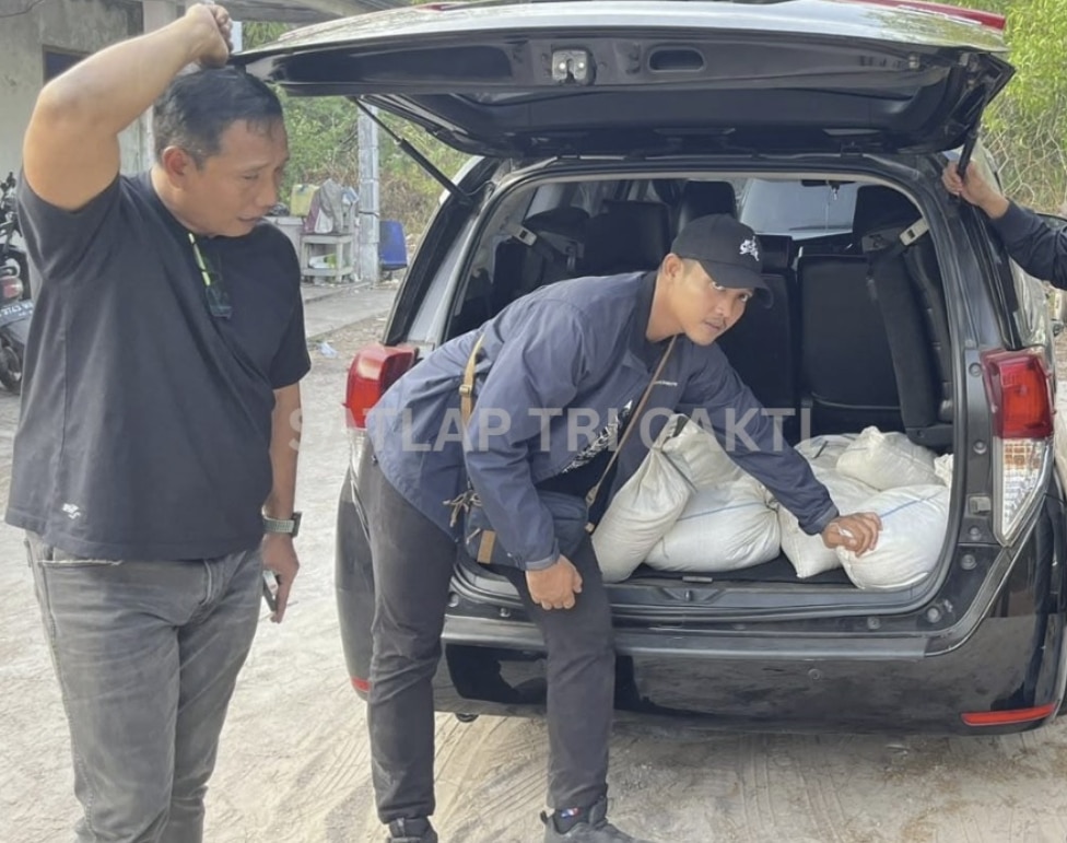 Satlap Tricakti Gagalkan Penyelundupan 3,6 Ton Pasir Timah Senilai Rp1,44 Miliar di Belitung 1 IMG 8757 9758